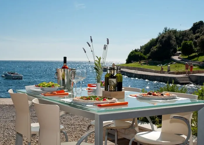 Petalon 호텔 브르사르